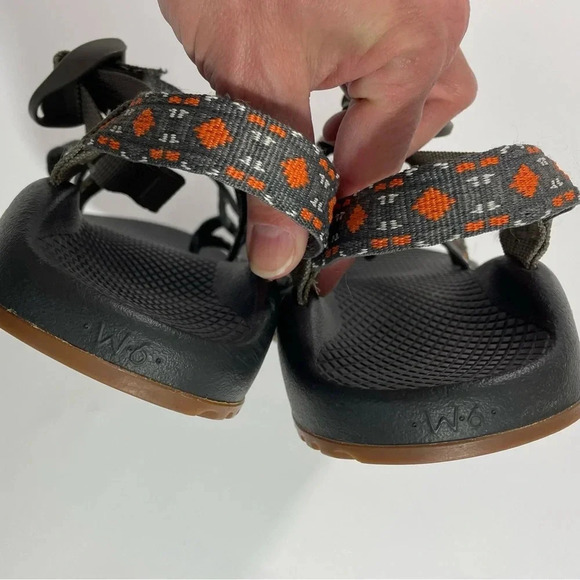 Chaco Women’s Zx2 Classic Creed Golden Grey Sandals - Picture 4 of 6